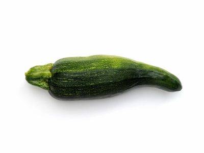 Common Causes Of Odd Shaped Zucchini And Squash - gardeningknowhow.com