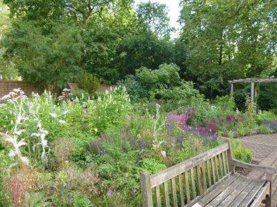Jo Malone London, the new garden is Blooming Marvellous - blog.theenduringgardener.com - Britain - city London