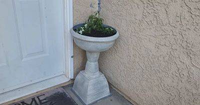 How to Turn Plastic Planters Into a Beautiful DIY Urn Planter - hometalk.com