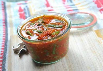 How i freeze green beans in red sauce, and 14 more food-storage tips - awaytogarden.com