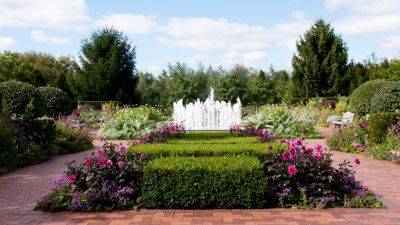 Commercial Landscaping – New Britain CT - stonehedgelandscapingco.com - Britain
