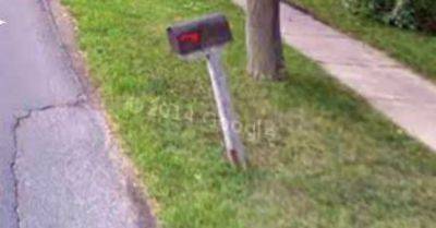 How to Make a DIY Bicycle Mailbox That's Sure to Stop Traffic - hometalk.com