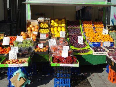 Fruit and Veg Airmiles – A Fruity Post - gardenerstips.co.uk