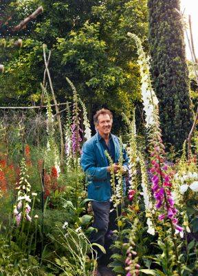 Gardeners’ World Host Monty Don Says Gardens Can Be the Key to Happiness - bhg.com - Britain - city London