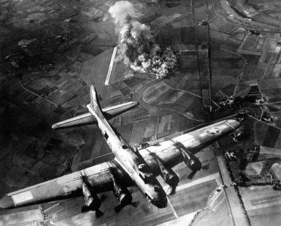 World War II bombing raids in London and Berlin struck the edge of space, our new study reveals - theunconventionalgardener.com - city London