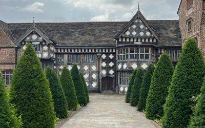 Ordsall Hall & Gardens - A City Center Treasure - jparkers.co.uk - county Garden