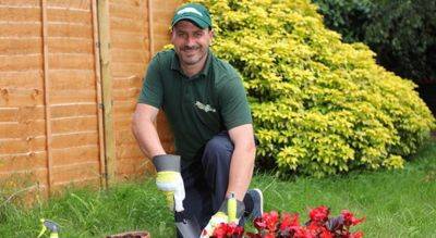 7 Signs That You Are a Happy Fantastic Gardeners Customer - blog.fantasticgardeners.co.uk