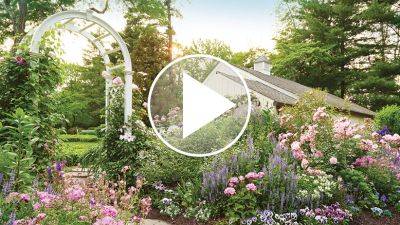 How to Create Colorful Flower Borders - gardengatemagazine.com - Japan - state New Jersey