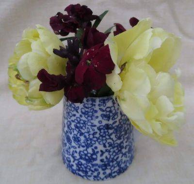 In a Vase on Monday: Strawberries n’ Cream - ramblinginthegarden.wordpress.com