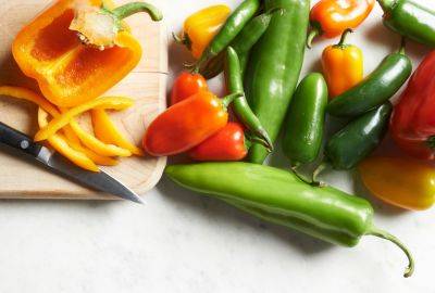 How to Store Peppers So They Stay Crisp - bhg.com