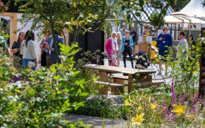 The History of the RHS Hampton Court Flower Show - jparkers.co.uk