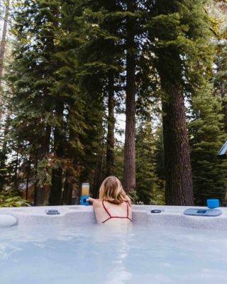 Why a hot tub is good for the whole family - growingfamily.co.uk